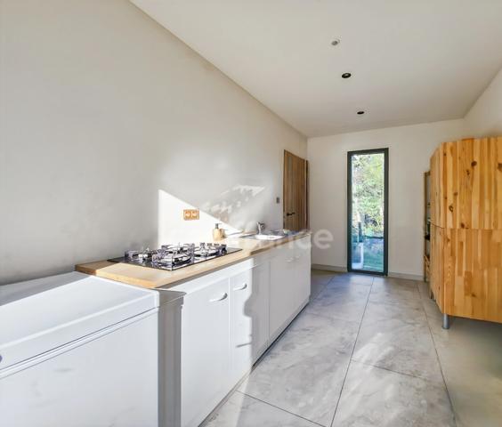 Maison à vendre 7 pièces (84)