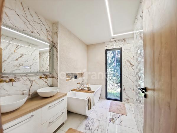 Maison à vendre 7 pièces (84)