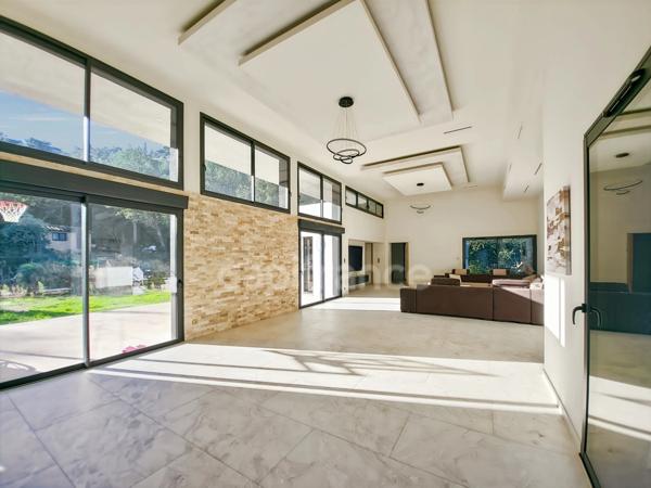 Maison à vendre 7 pièces (84)