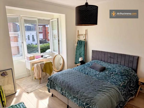 Vente                                                      Maison
                        
                     6 pièces                      134 m2                     à Lambersart