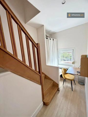 Vente                                                      Maison
                        
                     6 pièces                      134 m2                     à Lambersart