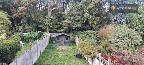 Vente                                                      Maison
                        
                     6 pièces                      134 m2                     à Lambersart