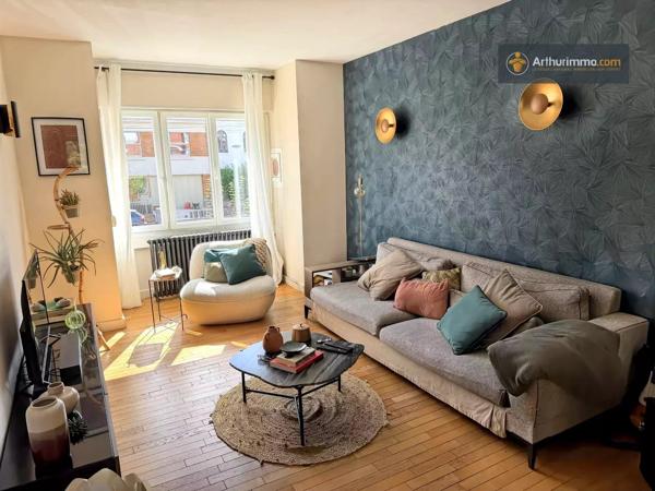 Vente                                                      Maison
                        
                     6 pièces                      134 m2                     à Lambersart