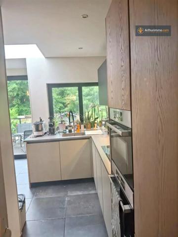 Vente                                                      Maison
                        
                     6 pièces                      134 m2                     à Lambersart
