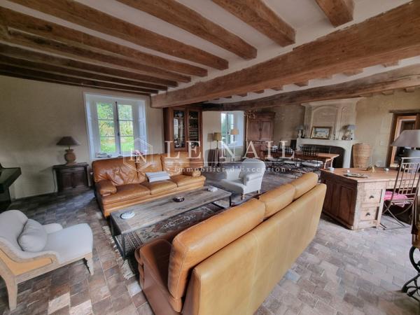 Maison bourgeoise du XVIIIe siècle en centre-ville, à 20km de Vendôme