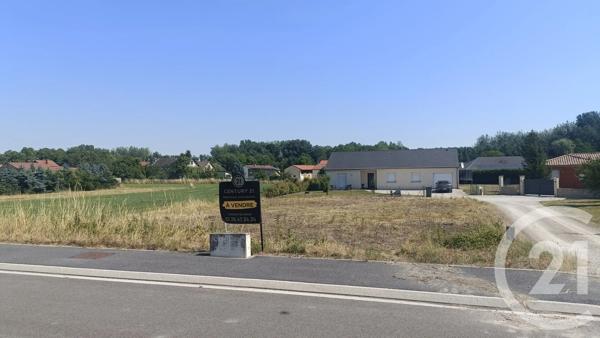 Terrain à vendre  824 m 2   ST QUENTIN LES MARAIS  - 51