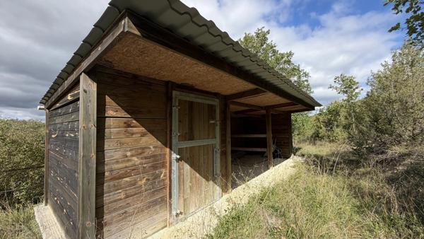 Vente                                                      Maison
                        
                                         250 m2                     à Gourdon
