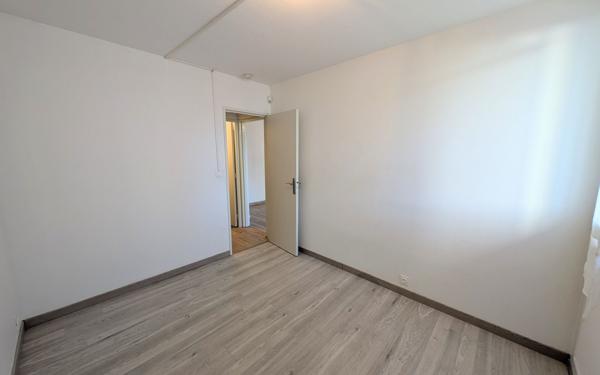 Appartement à vendre    2 pièces • 45 m2 Gradignan