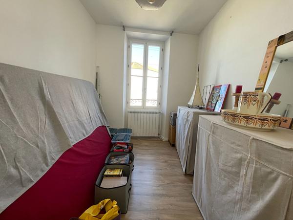 Maison 3 chambres, bureau, garage