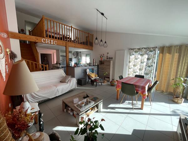 Maison 3 chambres, bureau, garage