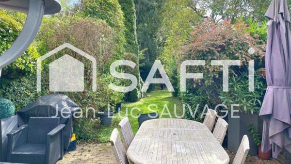 Maison de maitre 160 m2 4 chambres 1 Garage