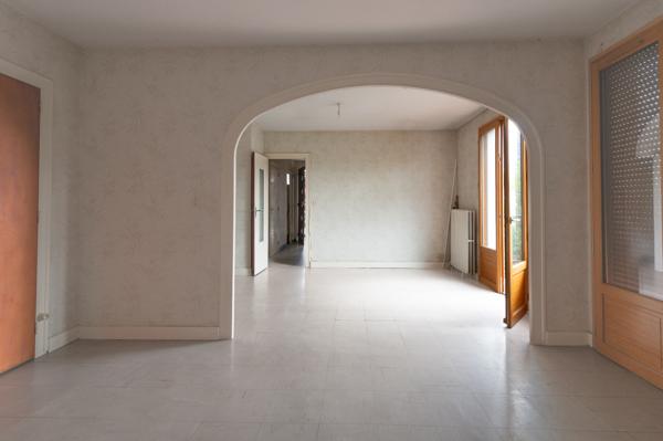 Maison individuelle avec rez-de-jardin et grand jardin - Cestas