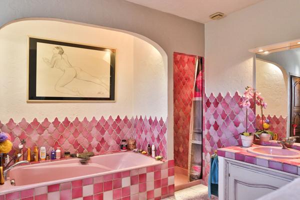 Vente Maison de luxe Taillades 19 Pièces 311 m²