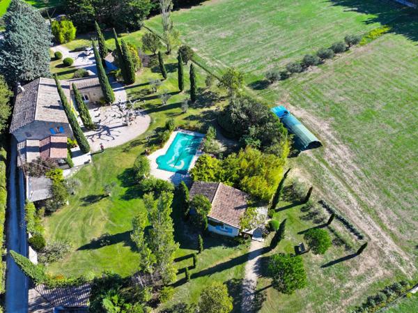 Vente Maison de luxe Taillades 19 Pièces 311 m²