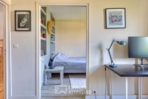 Maison de caractère abritée au coeur d’un jardin paysager d’exception