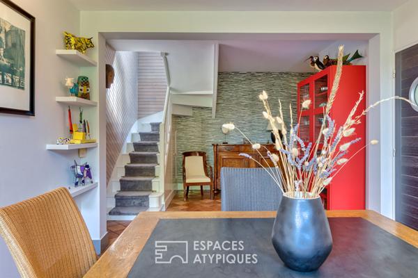 Maison de caractère abritée au coeur d’un jardin paysager d’exception