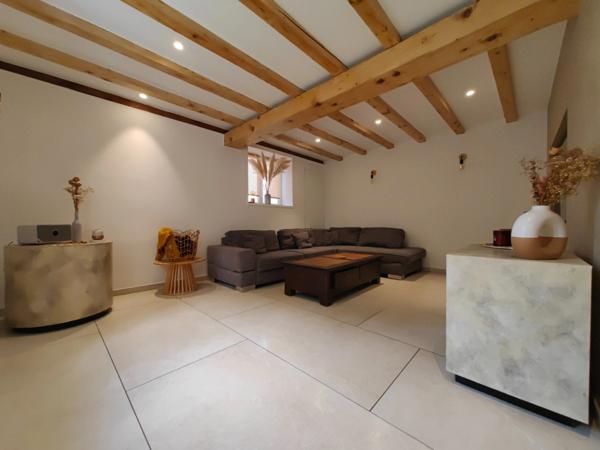 Maison à vendre 6 pièces PERS JUSSY (74)