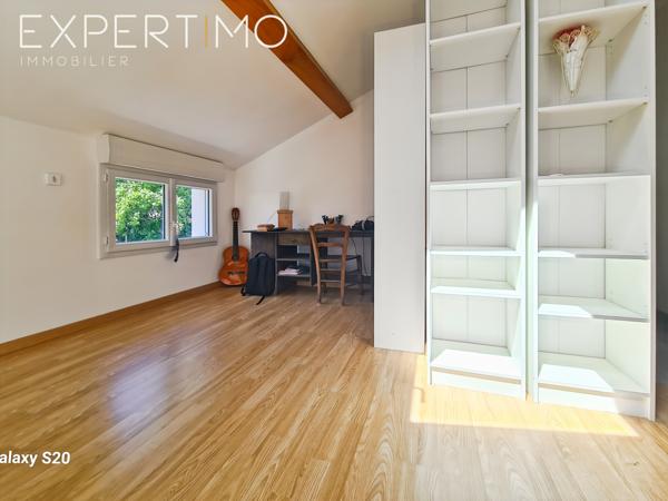 Le Bez (81260) Maison T3 - T4 de 110 m² - Jardin - Terrain - Grange