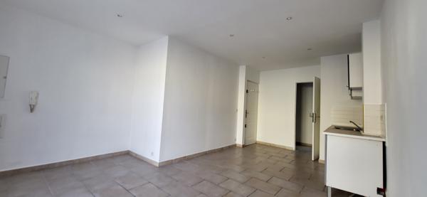 Orange (84100) Studio Centre ville Orange