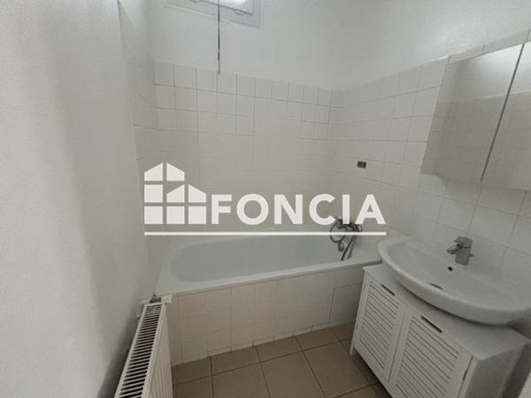 Location Appartement 2 pièces 47.2 m² - 23/25 RUE DE PUEBLA Maisons Laffitte 78600