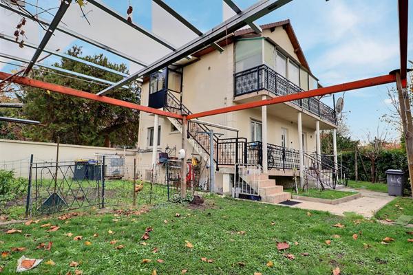 Maison Saint Denis 8 pièce(s) 200 m2