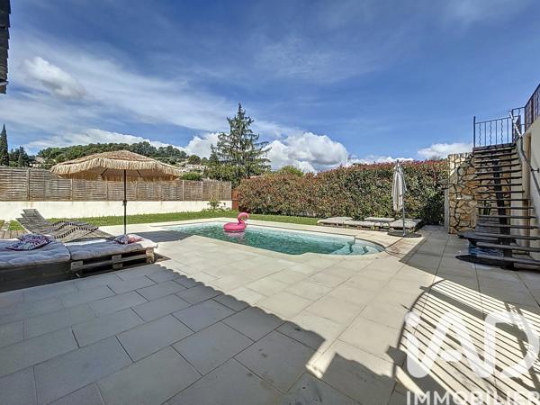 Maison à vendre 6 pièces 215 m² Pégomas