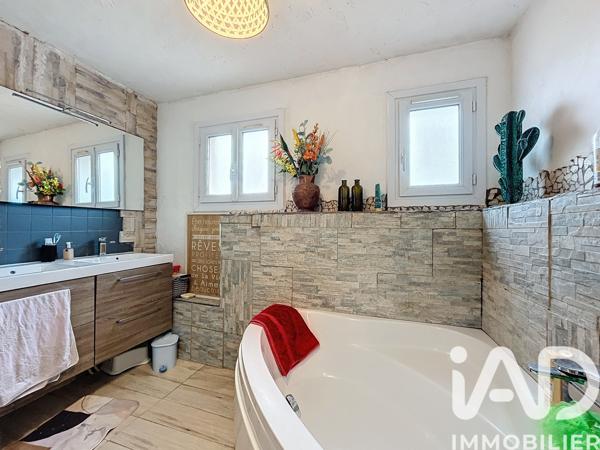 Maison à vendre 6 pièces 215 m² Pégomas