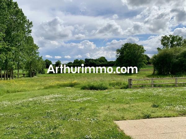 Vente                                                      Maison
                        
                     4 pièces                      121 m2                     à Saint-Amand-sur-Sèvre
