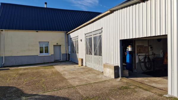 Secteur Bolbec, à Gruchet le Valasse : maison de 105m² sur 4000m² au calme