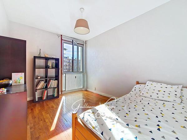 T4 Sud avec 2 terrasses dans résidence sécurisée