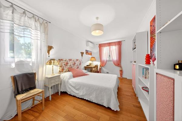 Vente Villa de luxe Mouans-Sartoux 9 Pièces 277 m²