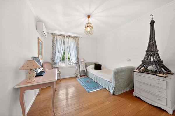 Vente Villa de luxe Mouans-Sartoux 9 Pièces 277 m²