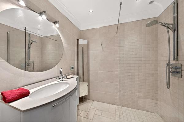 Vente Villa de luxe Mouans-Sartoux 9 Pièces 277 m²