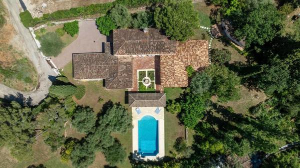 Vente Villa de luxe Mouans-Sartoux 9 Pièces 277 m²
