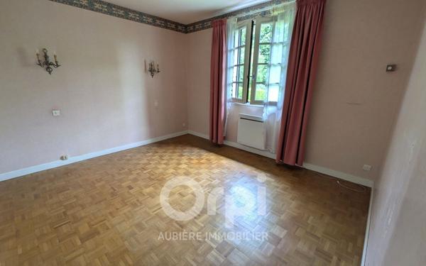 Maison à vendre    5 pièces •  Romagnat