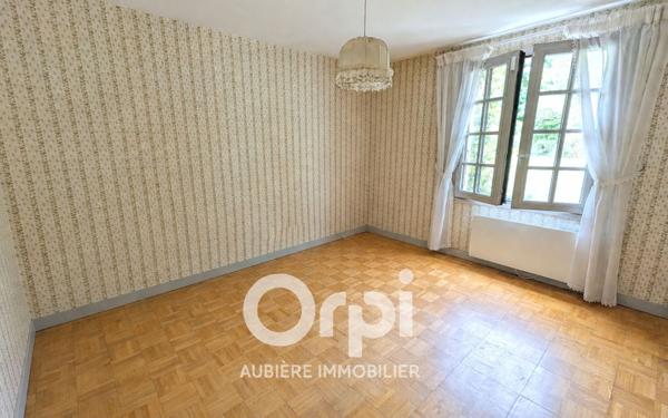 Maison à vendre    5 pièces •  Romagnat