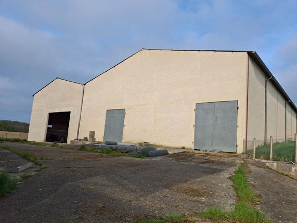 Entrepôt / local industriel Gimont 1800 m2