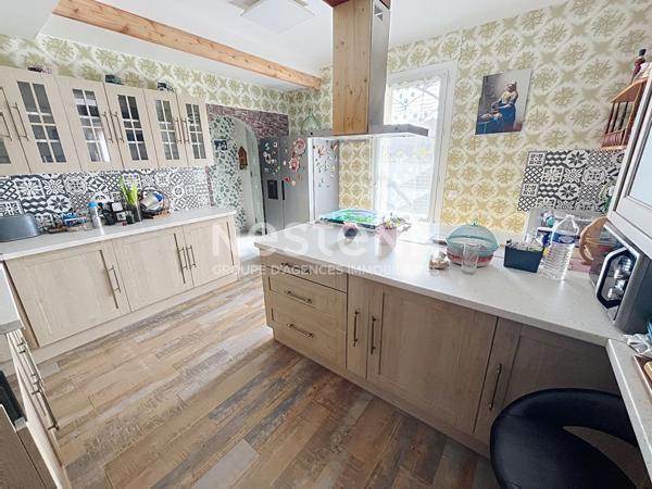 A VENDRE LAROQUE D'OLMES VILLA T5 AVEC PISCINE