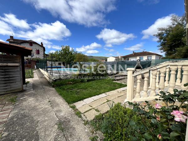 A VENDRE LAROQUE D'OLMES VILLA T5 AVEC PISCINE