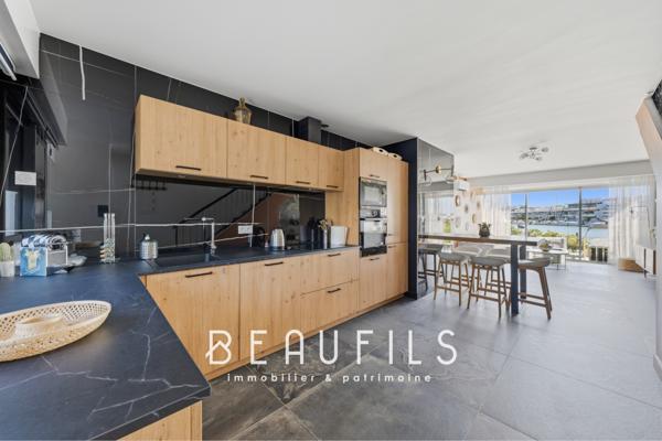 Exclusivité. Marina d’exception - 113m² d’extérieurs et appontement 21 x 5m