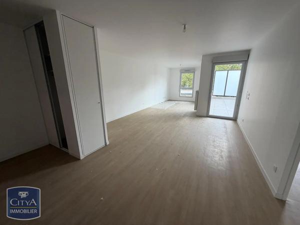 Appartement à louer 2 pièces 59.49m² Saint-Chamond (42400)