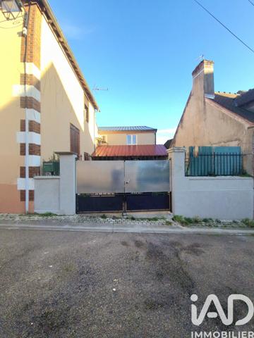 Maison à vendre 8 pièces 101 m² Bléneau