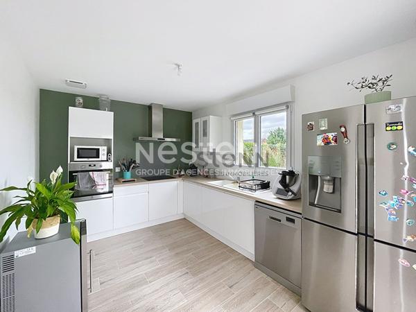 Belle maison contemporaine de 2021 + grand terrain constructible - 3 chambres - beau village de Villebarou