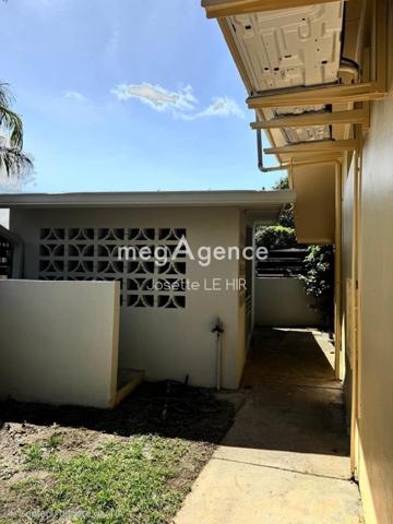 Maison à CAYENNE, 97300 - 4 pièces 82m²
