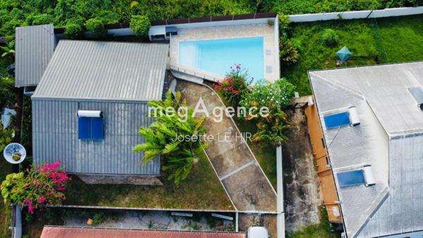 Maison à CAYENNE, 97300 - 4 pièces 82m²