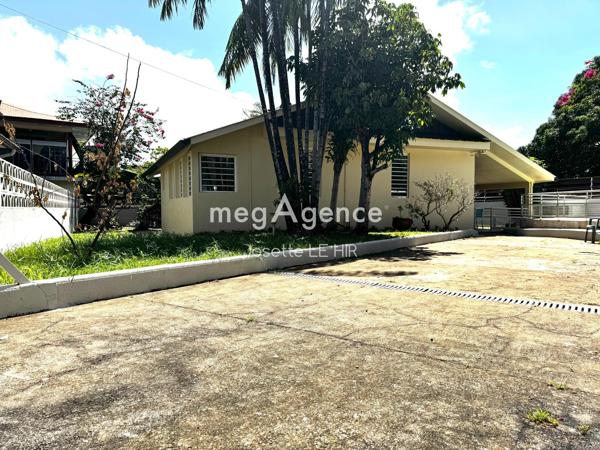 Maison à CAYENNE, 97300 - 4 pièces 82m²