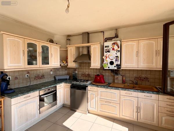 Maison à vendre à Changé dans la Sarthe (72560), ref : LMY/AU