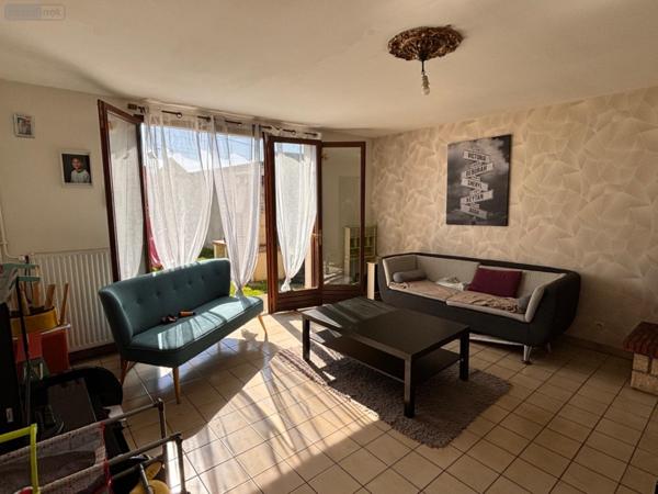 Maison à vendre à Changé dans la Sarthe (72560), ref : LMY/AU