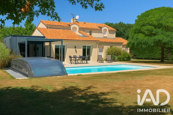 Maison à vendre 6 pièces 185 m² Le Bignon
