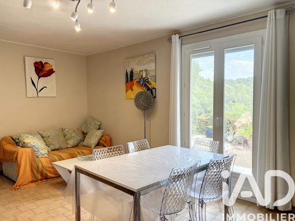 Maison à vendre 7 pièces 220 m² Pierrefeu-du-Var